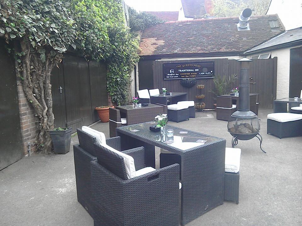 The Queens Head Stratford-upon-Avon Exterior foto